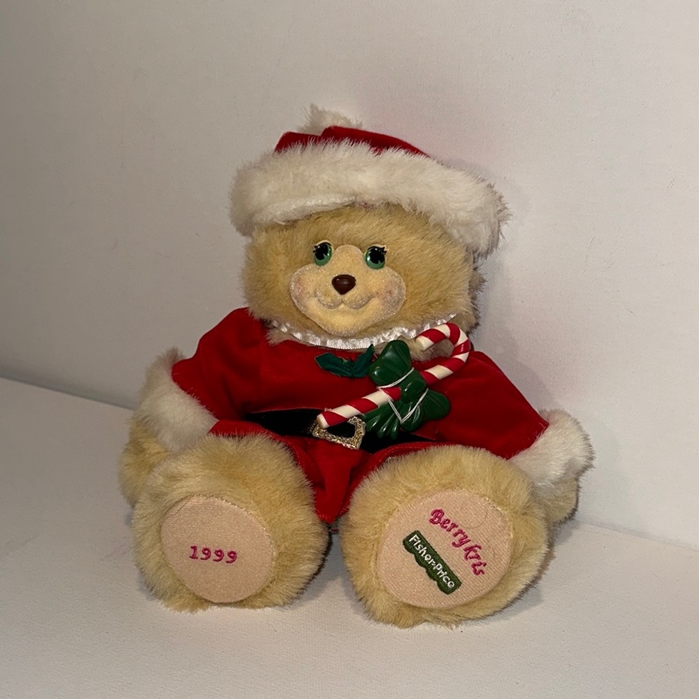 VINTAGE 1999 FISHER PRICE BERRY KRIS PLUSH